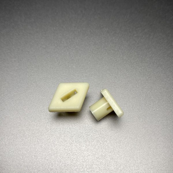 FR-0033 Fan RC Wing Holder Diamond fits RC10